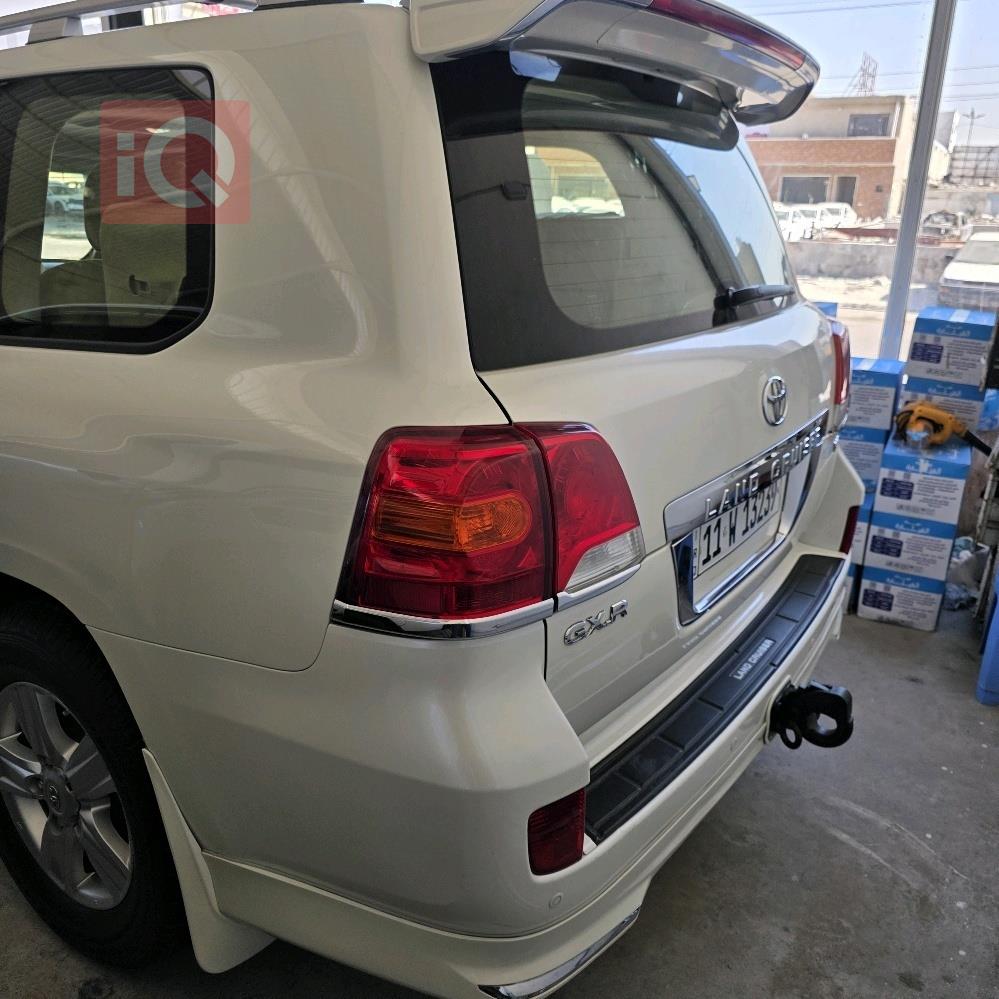 تويوتا لاندكروزر